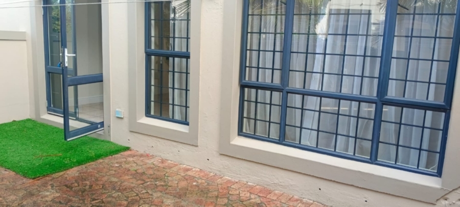 3 Bedroom Property for Sale in Sandbaai Western Cape